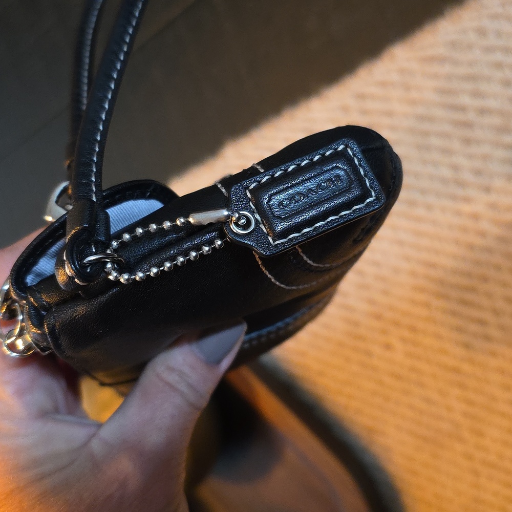 Coach Vintage Black Wristlet with Silver Buckle - Picture 3 of 10